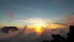 Menikmati Sunset di Gunung Marapi, Sumbar