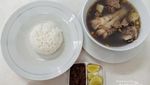 Menikmati Sup Kaledo Khas Palu di Jakarta