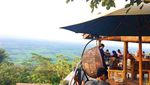 Menikmati Yogyakarta dari Ketinggian di Watu Langit