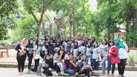 Ikon Bantimurung (di belakang kami)