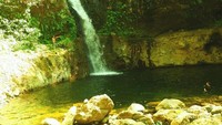 Air yang serupa batu berlian