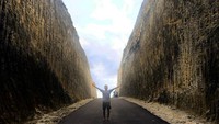 Tebing melasti Kab Badung Kuta selatan yang memukau Tempat yang instagramble yang sering unruk lokasi prewedding