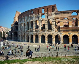 Menjelajah Kota Indah Roma di Italia
