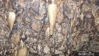 Stalagtit di Gua Buniayu