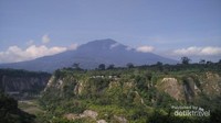 Gunung Merapi dan Ngarai Sianok