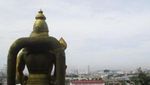 Menjelajahi Destinasi Wisata Religi Batu Caves di Malaysia