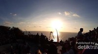 Senja di Pura Luhur Uluwatu