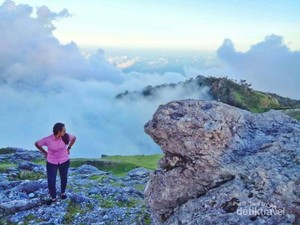 Menjelajahi Soe, Kota Dingin yang Indah