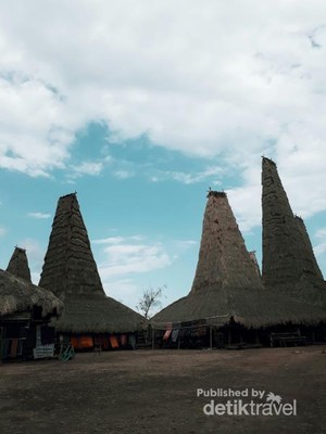 Menjelajahi Sumba Bareng Para Agus