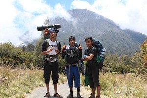 Menuju Mahameru, Puncak Abadi Para Dewa