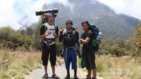 Mahameru tunggu kami
