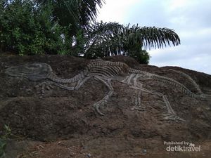 Menunggu Kepulanganmu di Gunung Api Purba