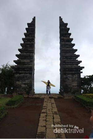 Menyambangi Candi Cetho di Karanganyar, Serasa di Bali