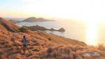 Menyambut Fajar di Gili Lawa