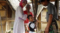 Menumbuk padi