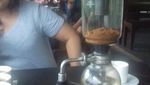Menyeduh Kopi Luwak Berbalut Kabut di Tampaksiring, Bali