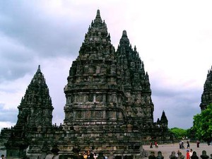 Menyelami Toleransi Beragama Ala 6 Destinasi di Jawa Tengah
