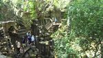 Menyusuri Kuil Cantik yang Setengah Runtuh, Beng Mealea