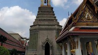 RAJA AKAN MEMBUNYIKAN BEL MENARA INI DALAM KONDISI DARURAT SEPERTI BERDOA MINTA HUJAN KEPADA BUDDHA SAAT TERJADI KEKERINGAN