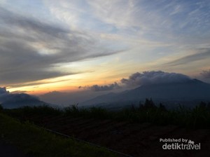 Merbabu, Keindahan yang Menjulang di Atas Langit Jawa
