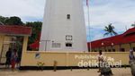 Mercusuar Pulau Lengkuas, Belitung yang Dipoles Agar Makin Cantik