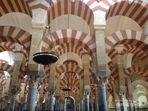 Mezquita, Potret Kejayaan Islam di Spanyol