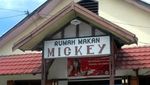 Mickey Mouse Punya Rumah Makan di Papua