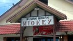 Mickey Mouse Punya Rumah Makan di Papua