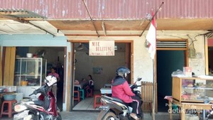 Mie Acin: Wisata Kuliner Enak Khas dari Belitung
