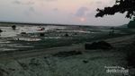 Minajaya, Pantai Berpasir Cokelat yang Cantik di Sukabumi