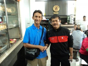 Minum Kopi Aceh Bersama Pelatih Timnas U-19