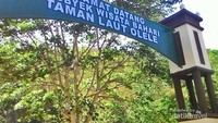 Gerbang Masuk Pantai Olele