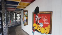 Lorong menuju museum, di sini terdapat spot foto 3D.