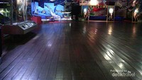 Seluruh area bagian dalam ruangan museum