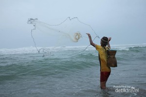 Mudik ke Cianjur, Ini Pantai Paling Pas Untuk Menenangkan Diri
