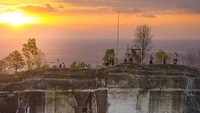 Tebing Breksi pada saat menjelang sore hari