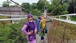 Mungkin Ini Jembatan Gantung Terpanjang di Tengah Kota