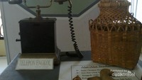 Beberapa barang koleksi museum