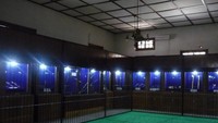 Ruangan tempat disimpannya keris dan mahkota