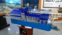 Miniatur Kapal pengeruk Timah