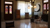 Bagian dari sebuah pameran yang ada di galeri.