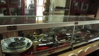Berbagai koleksi di dalam museum