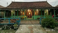 Rumah Baba Boen Tjit, menawarkan paket berbuka bersama setiap Hari Minggu sore selama Bulan Ramadan