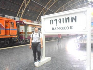 Naik Kereta di Bangkok, Rasanya Seperti di Jakarta