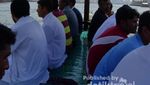 Naik Perahu Kayu di Sungai Dubai, Asyiknya!