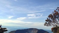 keindahan gunung gede dari puncak pangrango