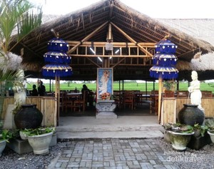 Nasi Lawar Kuwir, Kuliner Bali Tanpa Babi