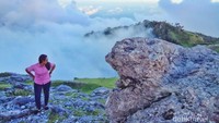 Bagai mana, apakah kalian tertarik untuk berkunjung ke desa Fatuulan?