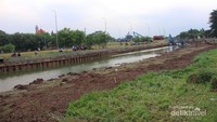 Menikmati sore hari di Setu Babakan