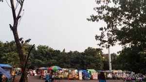 Ngabuburit ke Alun-alun Kota Bekasi Yuk!
